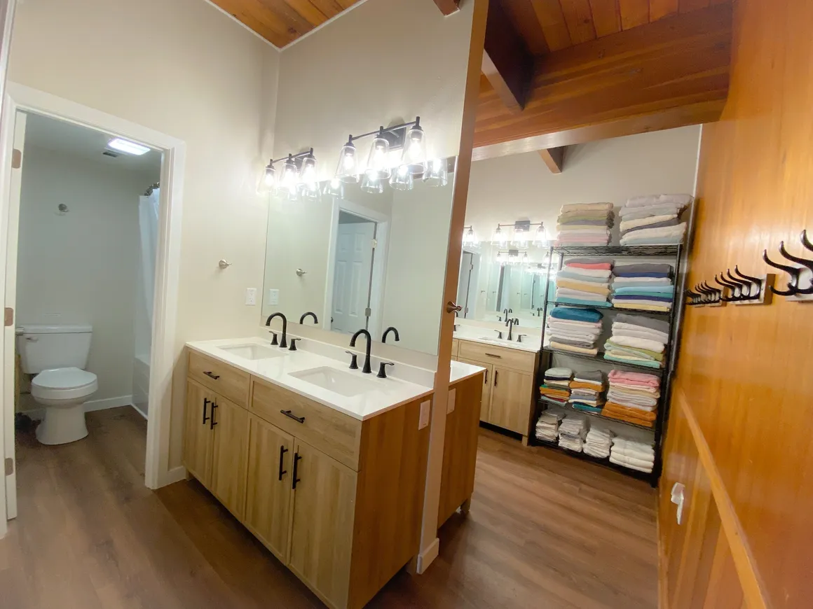 Bathrooms 8 & 9:  includes 6 sinks and 2 tub/shower/toilet rooms.  Lots of space to groom!
