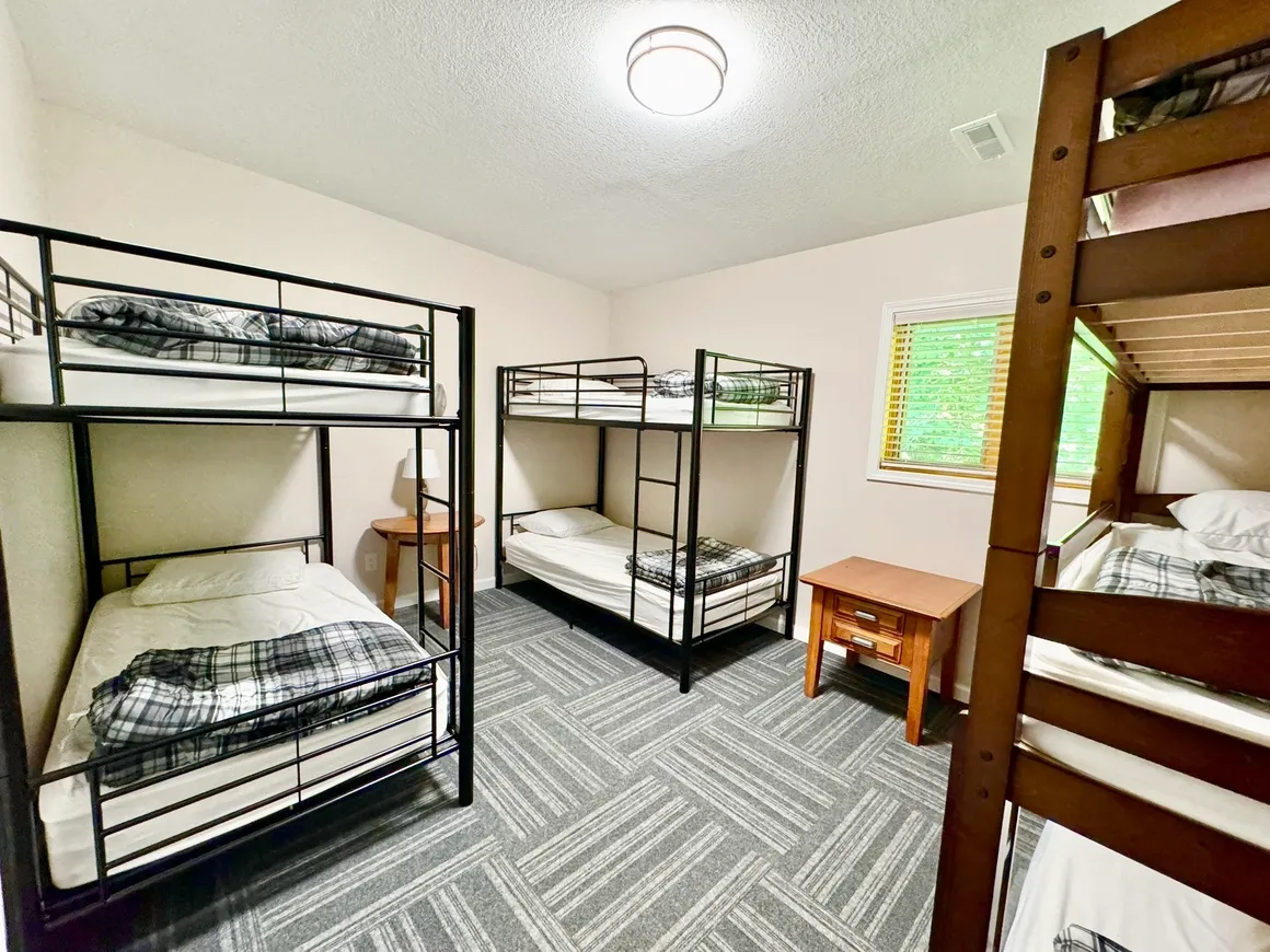 Bedroom 4:  2 double bunks and 1 triple bunk, sleeps 7